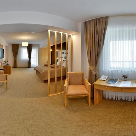 Hotel Condor Tulcea Luaran gambar