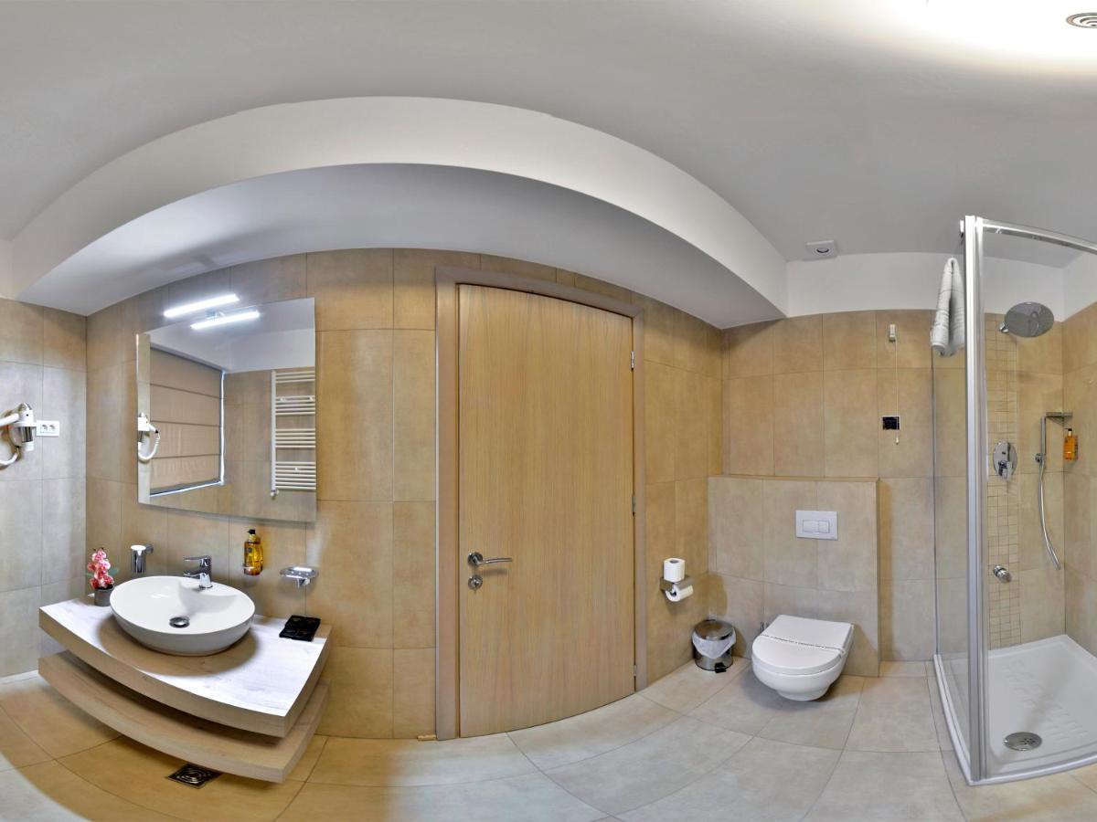 Hotel Condor Tulcea Luaran gambar