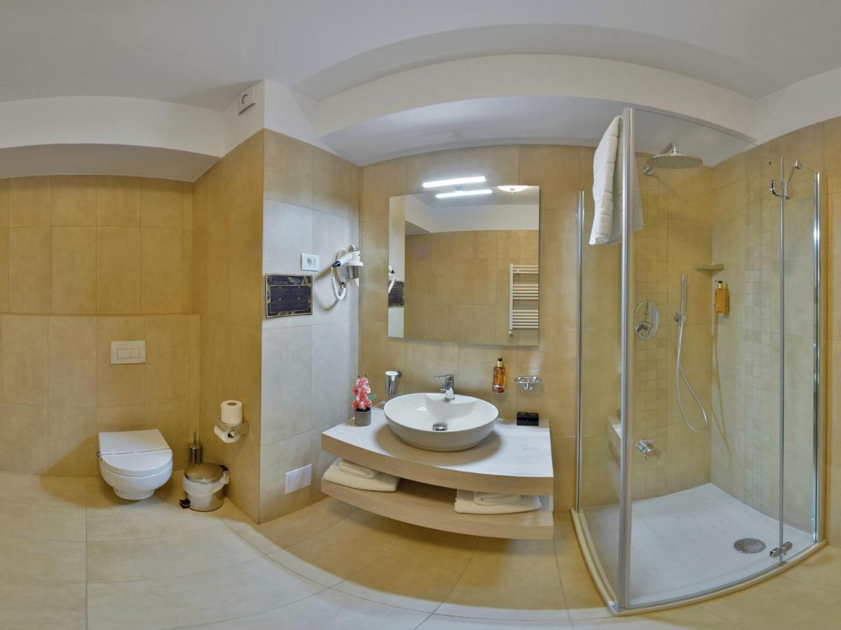Hotel Condor Tulcea Luaran gambar